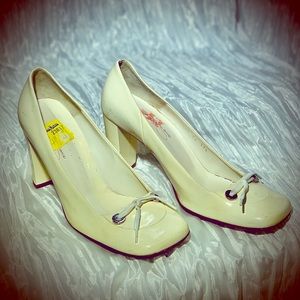 Vintage Vero Cuoio Vanilla Cream 3” Heels